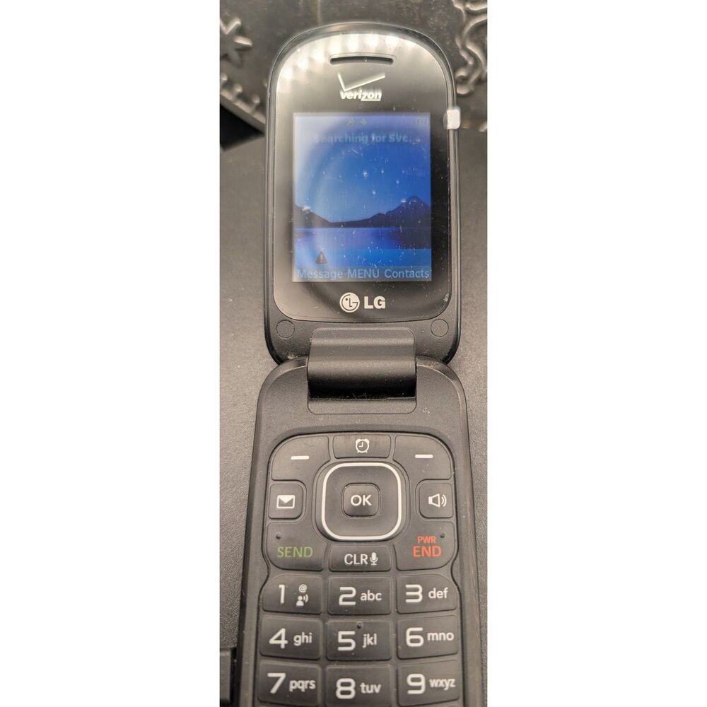 LG LW370 Verizon Flip Phone • Powers On • Untested AS‑IS • Parts or Repair Only•
